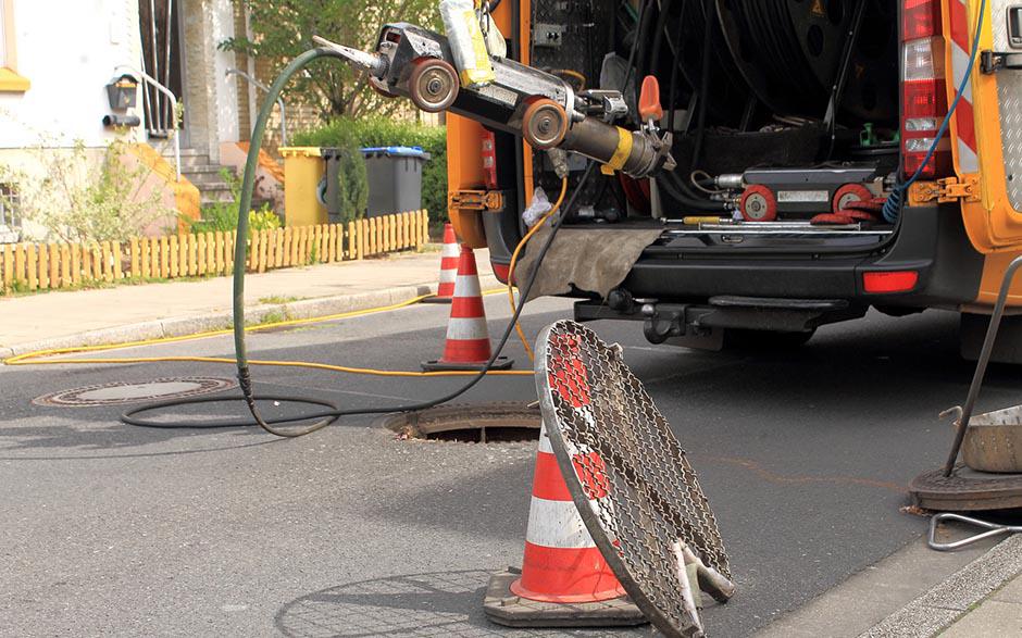 prix intervention débouchage canalisation Élancourt